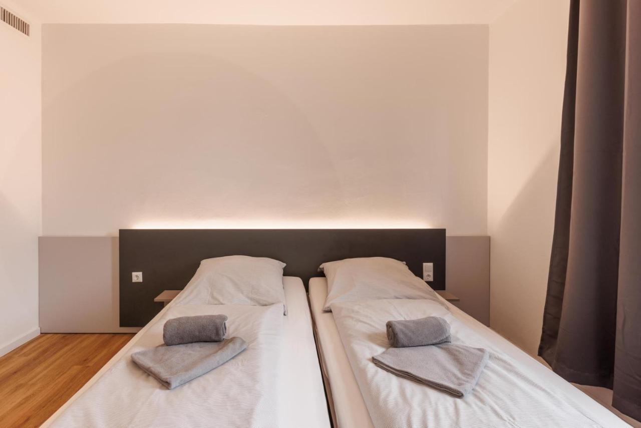 Glueck Auf Appartements Dueppelstrasse Oberhausen (North Rhine-Westphalia) Exterior foto